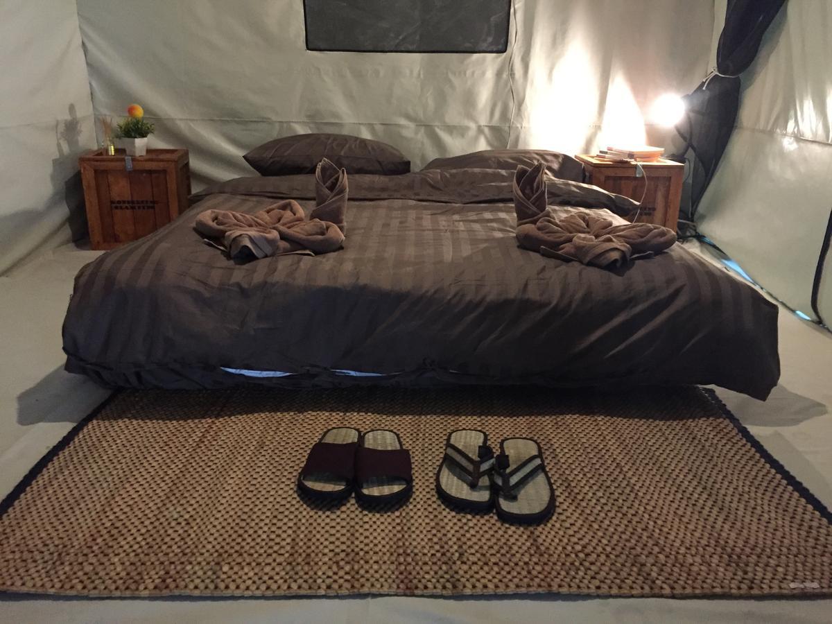 Hotel Kondee Cino Cafe & Glamping Khao Kho Esterno foto