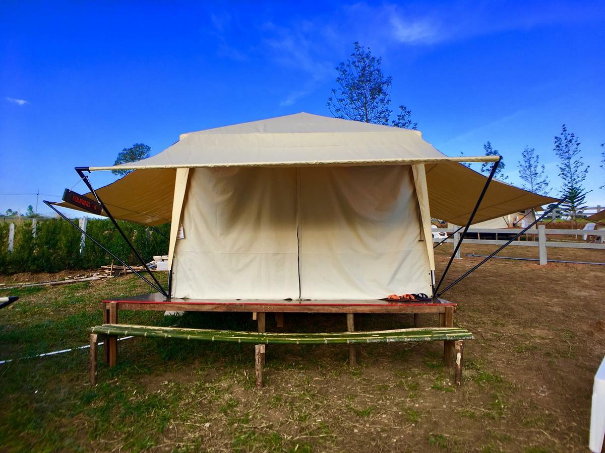 Hotel Kondee Cino Cafe & Glamping Khao Kho Esterno foto