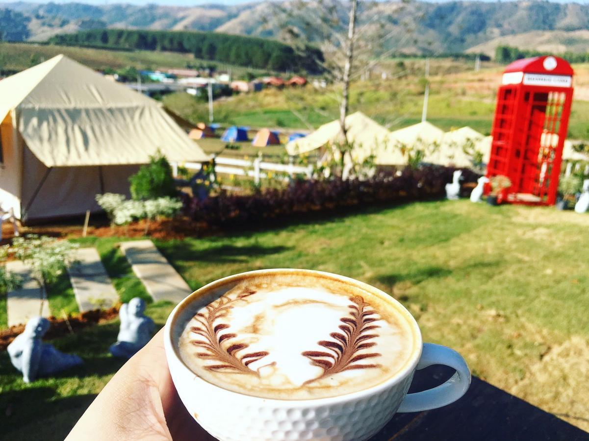 Hotel Kondee Cino Cafe & Glamping Khao Kho Esterno foto
