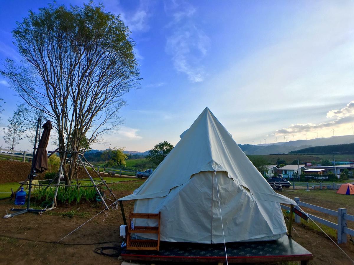 Hotel Kondee Cino Cafe & Glamping Khao Kho Esterno foto