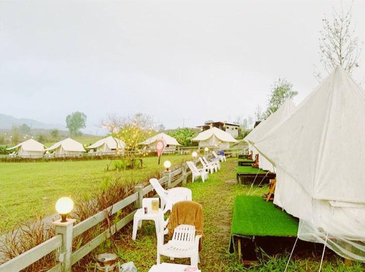 Hotel Kondee Cino Cafe & Glamping Khao Kho Esterno foto