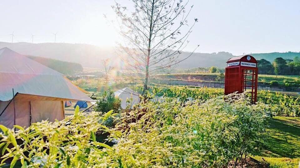 Hotel Kondee Cino Cafe & Glamping Khao Kho Esterno foto